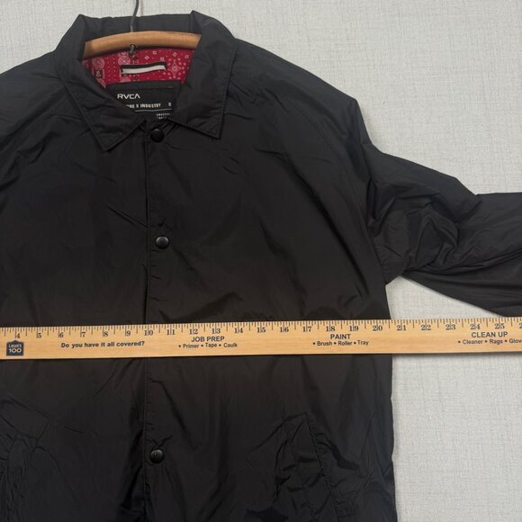 RVCA Coaches Jacket Red Bandana Lining Snap Button Front Black Nylon Size S - Picture 8 of 14